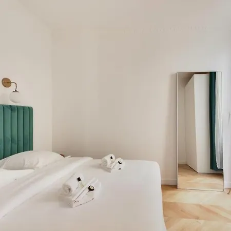 Moderne Au Coeur Du 7eme Paris